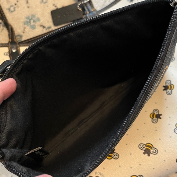 Coach Reversible City Tote Black & Bee Print 🐝 - Picture 13 of 17